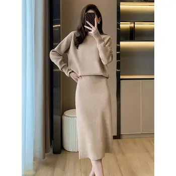 2023 Novo Outono Inverno Coreano Duas Peças De Conjunto De Mulheres A Moda Casual Quente Sólido Camisola Camisola De Malha Com Saia Longa Terno Tops D43